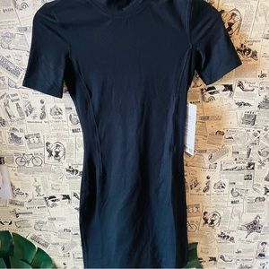 [ NWT ] Size 2 Lululemon all aligned ribbed short-sleeve dress black
